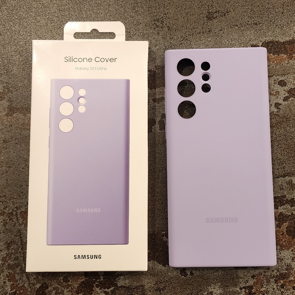 Samsung Galaxy S22 Ultra Silicone Cover, Lavender